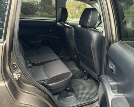 Коричневый Ситроен С-Кроссер, объемом двигателя 2.18 л и пробегом 248 тыс. км за 11500 $, фото 9 на Automoto.ua