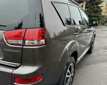 Коричневый Ситроен С-Кроссер, объемом двигателя 2.18 л и пробегом 248 тыс. км за 11500 $, фото 21 на Automoto.ua