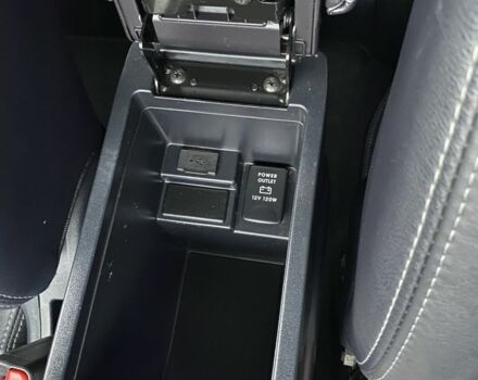 Серый Ситроен С-Кроссер, объемом двигателя 2.4 л и пробегом 248 тыс. км за 9500 $, фото 17 на Automoto.ua