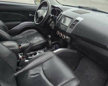 Сірий Сітроен С-Кроссер, об'ємом двигуна 2.18 л та пробігом 340 тис. км за 8000 $, фото 10 на Automoto.ua