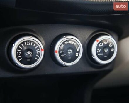 Серый Ситроен С-Кроссер, объемом двигателя 2.18 л и пробегом 270 тыс. км за 7200 $, фото 16 на Automoto.ua