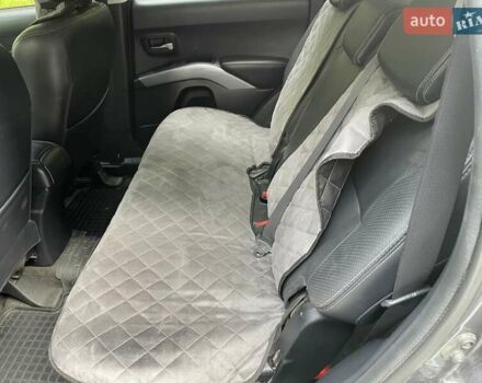 Серый Ситроен С-Кроссер, объемом двигателя 2.2 л и пробегом 297 тыс. км за 8150 $, фото 22 на Automoto.ua