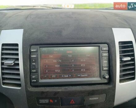 Серый Ситроен С-Кроссер, объемом двигателя 2.18 л и пробегом 206 тыс. км за 8300 $, фото 12 на Automoto.ua