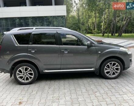 Серый Ситроен С-Кроссер, объемом двигателя 2.2 л и пробегом 297 тыс. км за 8150 $, фото 4 на Automoto.ua