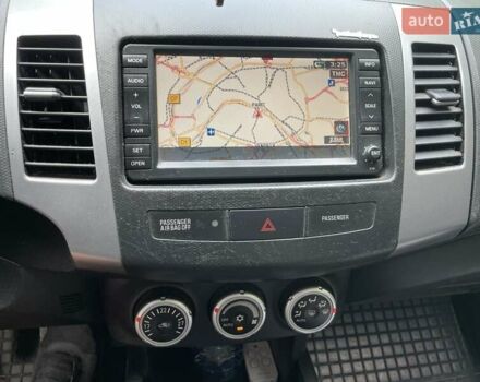 Серый Ситроен С-Кроссер, объемом двигателя 2.2 л и пробегом 297 тыс. км за 8150 $, фото 14 на Automoto.ua