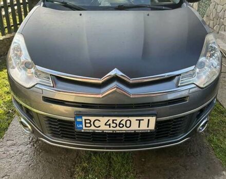 Серый Ситроен С-Кроссер, объемом двигателя 2.2 л и пробегом 370 тыс. км за 6800 $, фото 1 на Automoto.ua