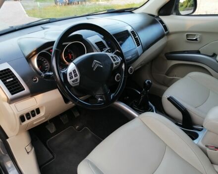 Серый Ситроен С-Кроссер, объемом двигателя 0 л и пробегом 219 тыс. км за 9950 $, фото 5 на Automoto.ua