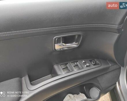 Сітроен С-Кроссер 2010 у Луцьку на Automoto.ua Сірий Сітроен С-Кроссер, об'ємом двигуна 2.2 л та пробігом 252 тис. км за 11700 $, фото 2 на Automoto.ua