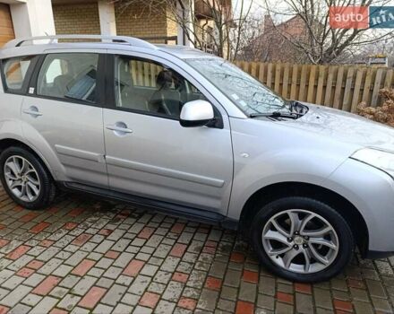 Серый Ситроен С-Кроссер, объемом двигателя 2.2 л и пробегом 219 тыс. км за 12250 $, фото 1 на Automoto.ua