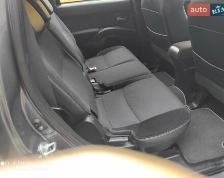 Сітроен С-Кроссер 2010 у Луцьку на Automoto.ua Сірий Сітроен С-Кроссер, об'ємом двигуна 2.2 л та пробігом 252 тис. км за 11700 $, фото 23 на Automoto.ua