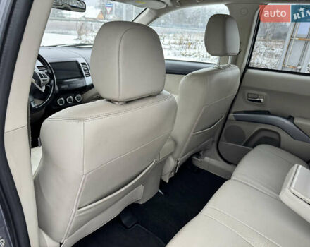 Сірий Сітроен С-Кроссер, об'ємом двигуна 2.2 л та пробігом 178 тис. км за 11200 $, фото 40 на Automoto.ua