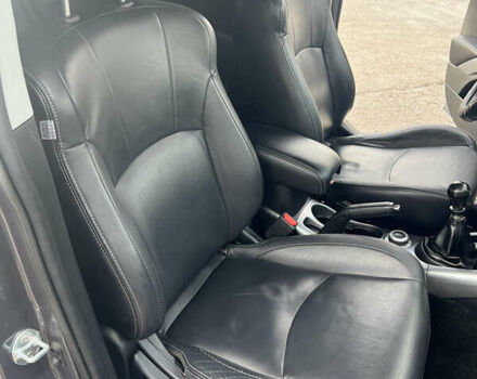 Серый Ситроен С-Кроссер, объемом двигателя 2.18 л и пробегом 256 тыс. км за 9400 $, фото 10 на Automoto.ua