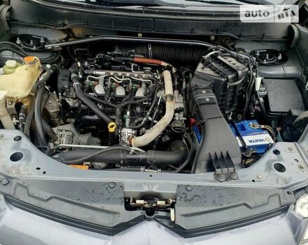 Сірий Сітроен С-Кроссер, об'ємом двигуна 2.2 л та пробігом 230 тис. км за 10800 $, фото 9 на Automoto.ua