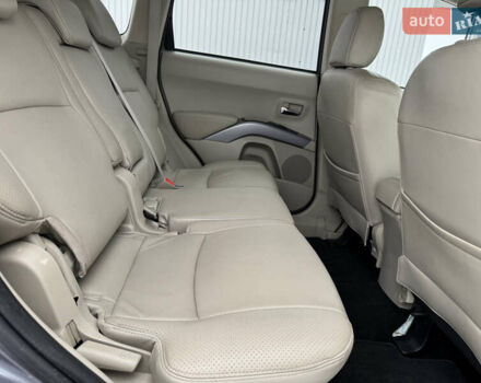 Сірий Сітроен С-Кроссер, об'ємом двигуна 2.2 л та пробігом 178 тис. км за 11200 $, фото 46 на Automoto.ua