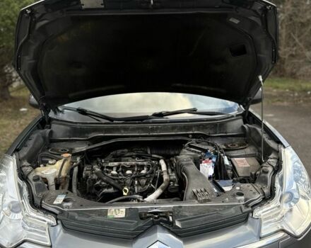 Серый Ситроен С-Кроссер, объемом двигателя 2.2 л и пробегом 250 тыс. км за 9700 $, фото 15 на Automoto.ua