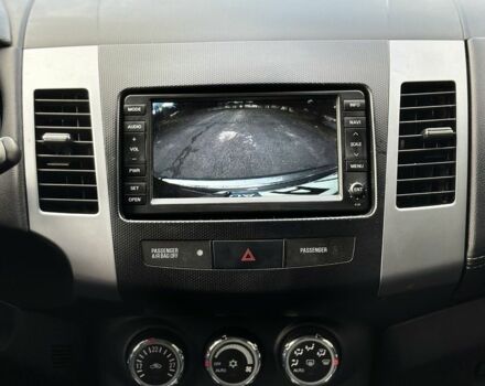 Серый Ситроен С-Кроссер, объемом двигателя 2.2 л и пробегом 250 тыс. км за 9700 $, фото 21 на Automoto.ua