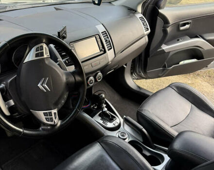 Серый Ситроен С-Кроссер, объемом двигателя 2.18 л и пробегом 217 тыс. км за 12800 $, фото 16 на Automoto.ua