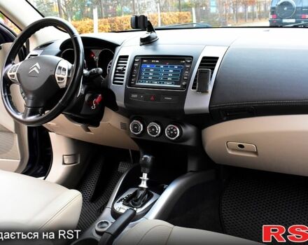 Синий Ситроен С-Кроссер, объемом двигателя 2.2 л и пробегом 158 тыс. км за 10300 $, фото 7 на Automoto.ua