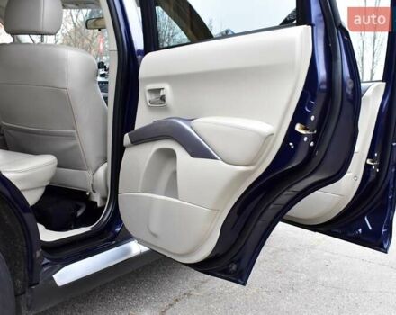 Синий Ситроен С-Кроссер, объемом двигателя 2.2 л и пробегом 158 тыс. км за 10300 $, фото 18 на Automoto.ua