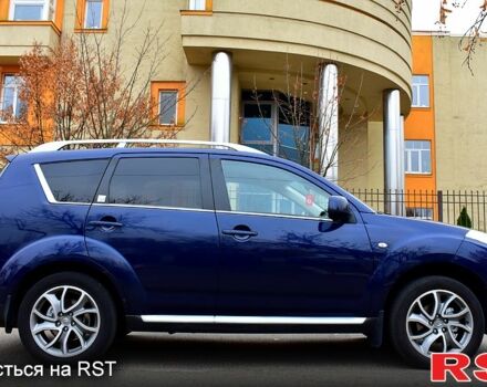 Синий Ситроен С-Кроссер, объемом двигателя 2.2 л и пробегом 158 тыс. км за 10300 $, фото 4 на Automoto.ua