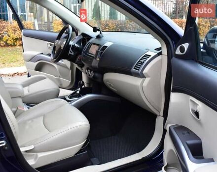 Синий Ситроен С-Кроссер, объемом двигателя 2.2 л и пробегом 158 тыс. км за 10300 $, фото 10 на Automoto.ua