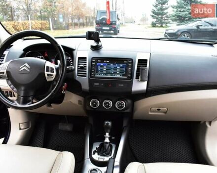 Синий Ситроен С-Кроссер, объемом двигателя 2.2 л и пробегом 158 тыс. км за 10300 $, фото 12 на Automoto.ua