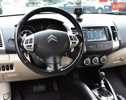 Синий Ситроен С-Кроссер, объемом двигателя 2.2 л и пробегом 158 тыс. км за 10300 $, фото 13 на Automoto.ua