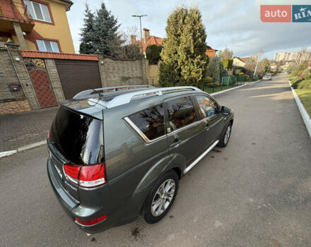 Зеленый Ситроен С-Кроссер, объемом двигателя 2.36 л и пробегом 228 тыс. км за 8299 $, фото 15 на Automoto.ua