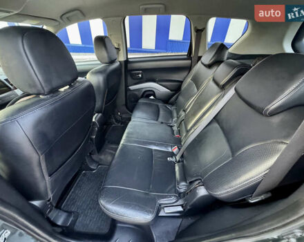 Зеленый Ситроен С-Кроссер, объемом двигателя 2.4 л и пробегом 210 тыс. км за 8700 $, фото 17 на Automoto.ua