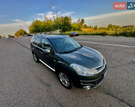 Зеленый Ситроен С-Кроссер, объемом двигателя 2.4 л и пробегом 210 тыс. км за 8700 $, фото 7 на Automoto.ua