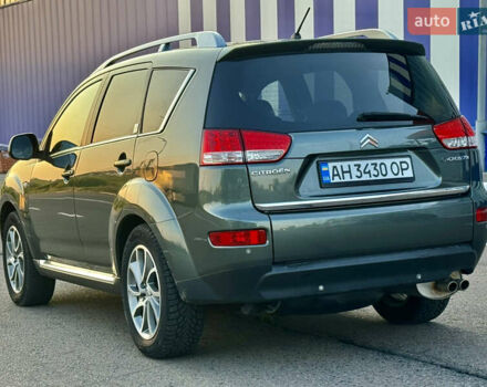 Зеленый Ситроен С-Кроссер, объемом двигателя 2.4 л и пробегом 210 тыс. км за 8700 $, фото 9 на Automoto.ua