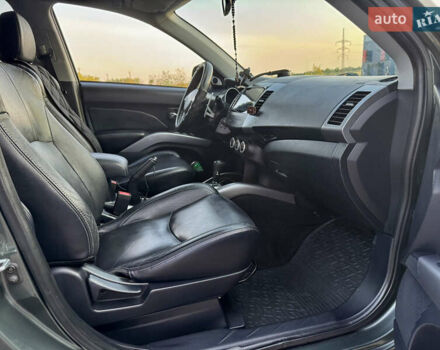 Зеленый Ситроен С-Кроссер, объемом двигателя 2.4 л и пробегом 210 тыс. км за 8700 $, фото 16 на Automoto.ua