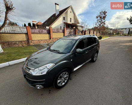 Зеленый Ситроен С-Кроссер, объемом двигателя 2.36 л и пробегом 228 тыс. км за 8299 $, фото 7 на Automoto.ua