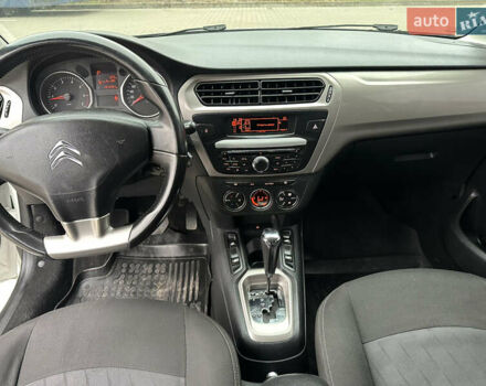 Білий Сітроен С-Елізє, об'ємом двигуна 1.59 л та пробігом 135 тис. км за 6800 $, фото 7 на Automoto.ua