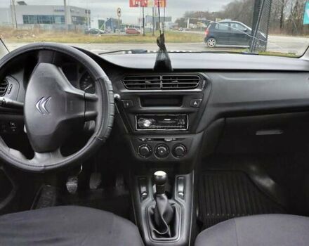 Белый Ситроен С-Элизе, объемом двигателя 1.2 л и пробегом 297 тыс. км за 4500 $, фото 7 на Automoto.ua