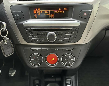 Белый Ситроен С-Элизе, объемом двигателя 1.59 л и пробегом 317 тыс. км за 3900 $, фото 23 на Automoto.ua