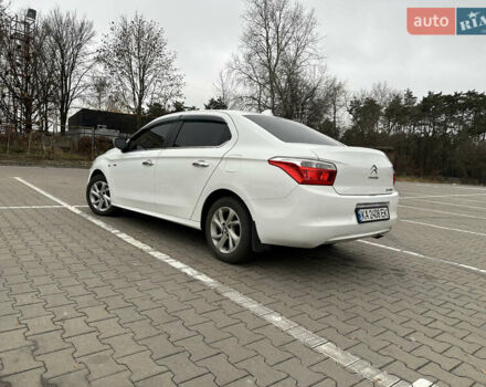 Белый Ситроен С-Элизе, объемом двигателя 1.59 л и пробегом 260 тыс. км за 6800 $, фото 6 на Automoto.ua