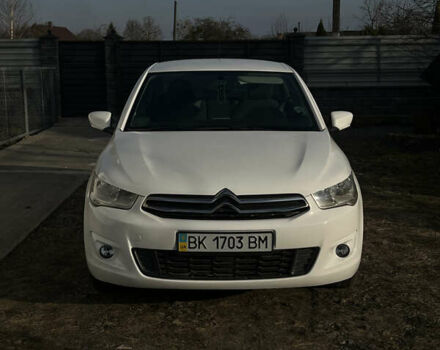 Белый Ситроен С-Элизе, объемом двигателя 1.56 л и пробегом 145 тыс. км за 6250 $, фото 1 на Automoto.ua