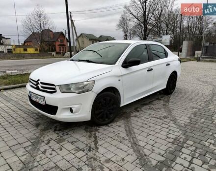 Белый Ситроен С-Элизе, объемом двигателя 1.2 л и пробегом 297 тыс. км за 4500 $, фото 2 на Automoto.ua