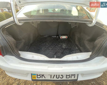 Белый Ситроен С-Элизе, объемом двигателя 1.56 л и пробегом 145 тыс. км за 6250 $, фото 23 на Automoto.ua