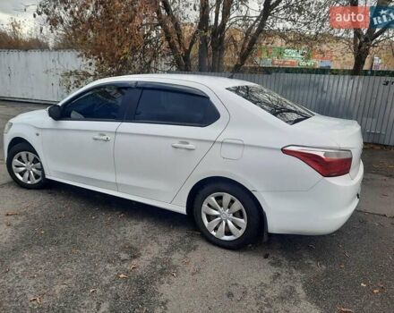 Белый Ситроен С-Элизе, объемом двигателя 1.59 л и пробегом 149 тыс. км за 5800 $, фото 2 на Automoto.ua