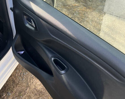 Белый Ситроен С-Элизе, объемом двигателя 1.56 л и пробегом 145 тыс. км за 6250 $, фото 12 на Automoto.ua