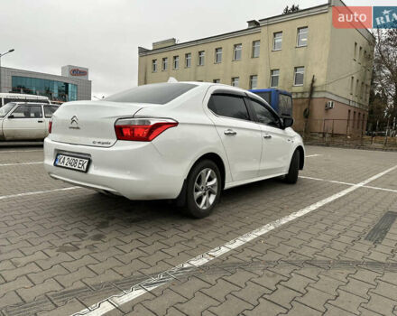 Белый Ситроен С-Элизе, объемом двигателя 1.59 л и пробегом 260 тыс. км за 6800 $, фото 4 на Automoto.ua