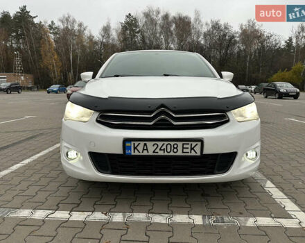 Белый Ситроен С-Элизе, объемом двигателя 1.59 л и пробегом 260 тыс. км за 6800 $, фото 1 на Automoto.ua