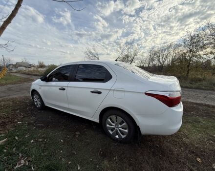 Белый Ситроен С-Элизе, объемом двигателя 1.2 л и пробегом 119 тыс. км за 7000 $, фото 4 на Automoto.ua