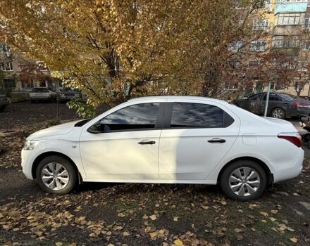 Белый Ситроен С-Элизе, объемом двигателя 1.2 л и пробегом 119 тыс. км за 7000 $, фото 5 на Automoto.ua