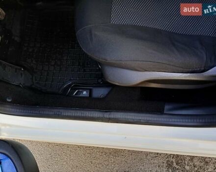 Білий Сітроен С-Елізє, об'ємом двигуна 1.2 л та пробігом 111 тис. км за 5399 $, фото 7 на Automoto.ua