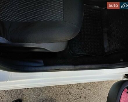 Білий Сітроен С-Елізє, об'ємом двигуна 1.2 л та пробігом 111 тис. км за 5399 $, фото 15 на Automoto.ua