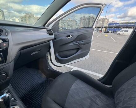 Білий Сітроен С-Елізє, об'ємом двигуна 1.59 л та пробігом 133 тис. км за 7000 $, фото 7 на Automoto.ua