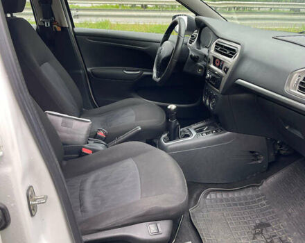 Білий Сітроен С-Елізє, об'ємом двигуна 1.2 л та пробігом 268 тис. км за 4300 $, фото 8 на Automoto.ua